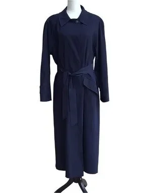Saks Fifth Avenue | Jackets & Coats | Saks Fifth Avenue Vintage Long ...